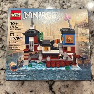 LEGO NINJAGO Micro Ninjago Docks Set - Red, Blue, Black